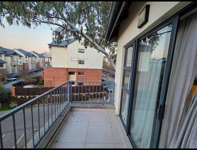 2 BEDROOM APARTMENT FOR SALE IN KYALAMI